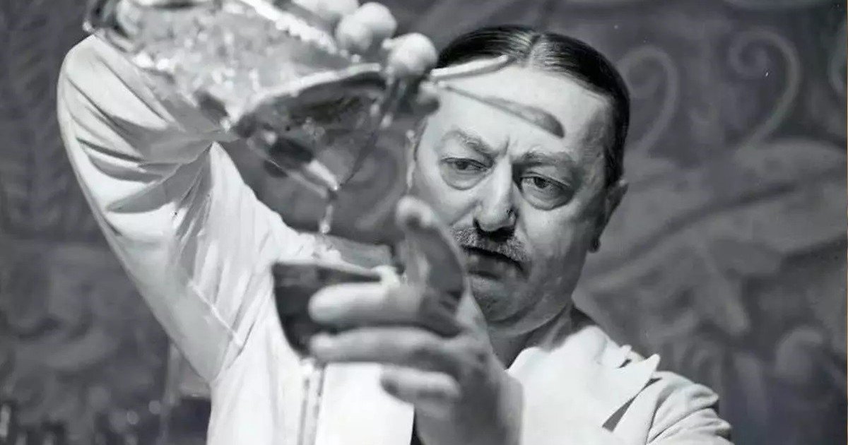 Un bar como espejo de una sociedad rota: Philippe Collin presenta El barman del Ritz