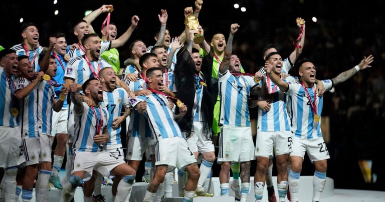 A tres años de Qatar 2022: los 10 momentos inmortales de Argentina vs Francia, la mejor final de la historia que bordó la tercera estrella