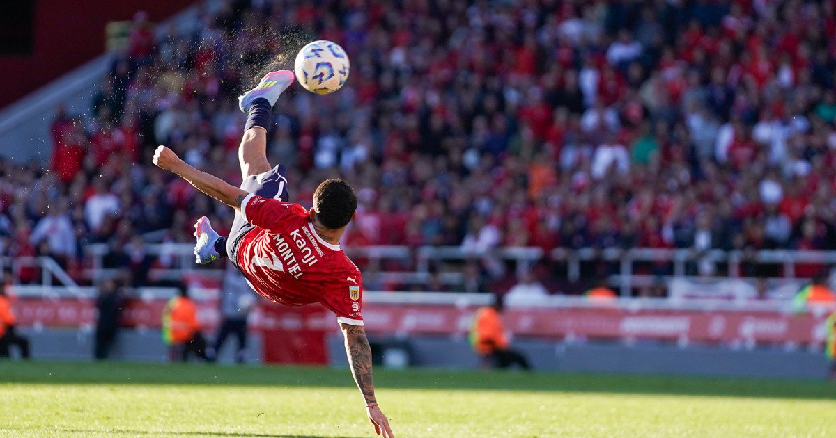 Así fue el golazo de Independiente con el que Santiago Montiel ganó el Premio Puskas de la FIFA