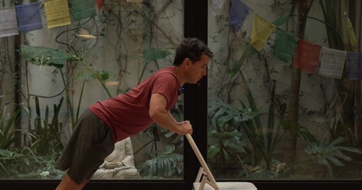 Ir al gimnasio es bueno, pero no suficiente: una rutina con 3 snacks de ejercicios para movilizar el cuerpo una vez por hora