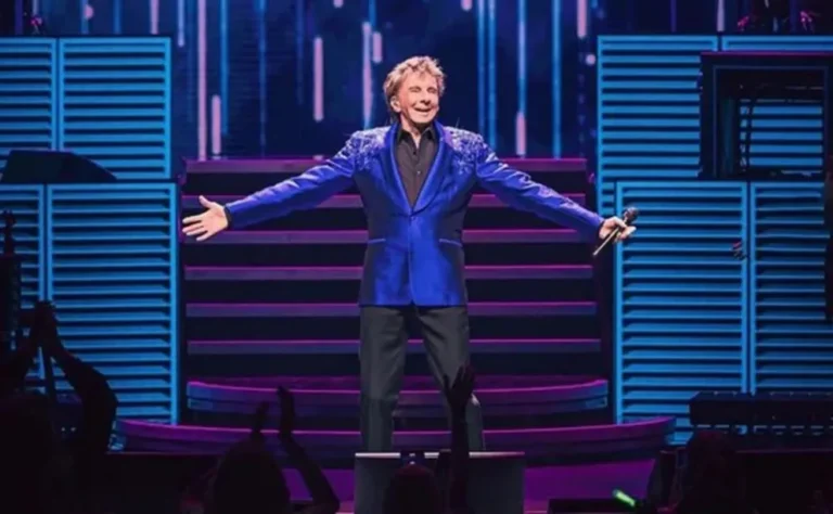 El cantante Barry Manilow anuncia pausa en su carrera por diagnóstico de cáncer de pulmón