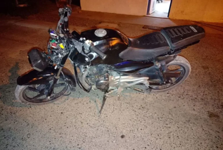 Secuestran una moto sin documentación tras un incidente en un resto bar de zona norte