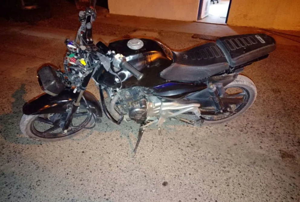 Secuestran una moto sin documentación tras un incidente en un resto bar de zona norte