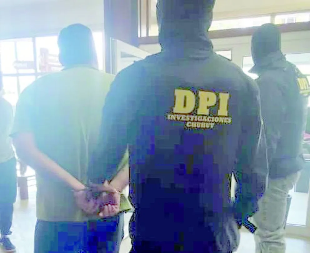 La Policía del Chubut detuvo a un estafador prófugo que era buscado a nivel nacional