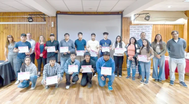 Esquel: Con más de 170 vecinos participantes, finalizó el programa municipal de capacitaciones, talleres y entrenamiento laboral