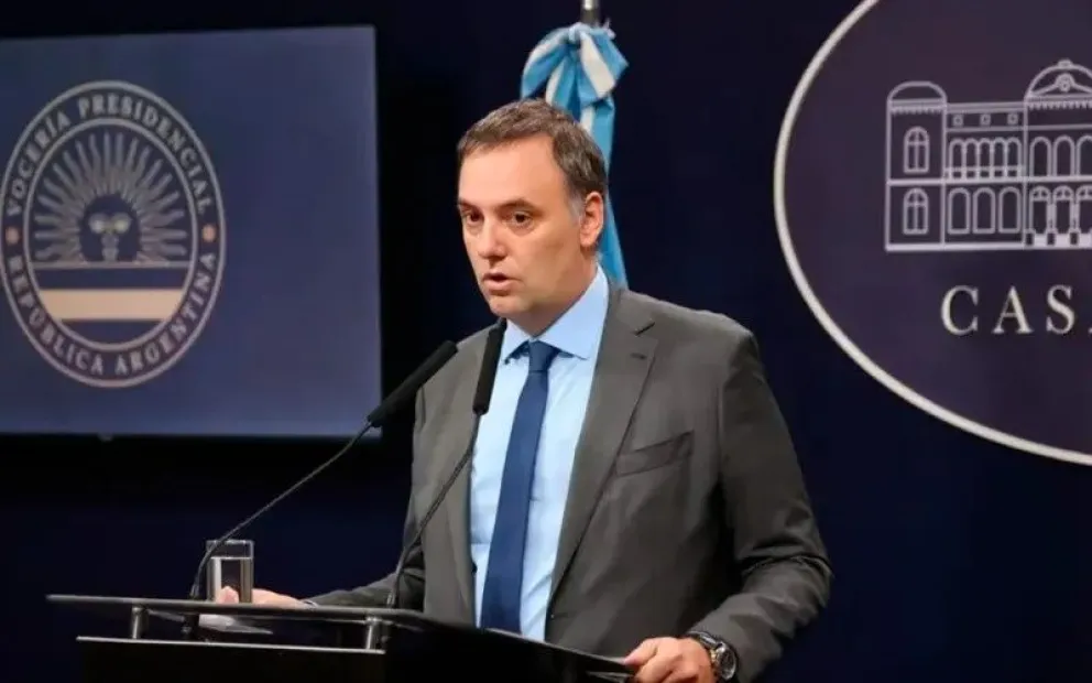 Adorni anunció el envío del proyecto de reforma laboral a sesiones extraordinarias