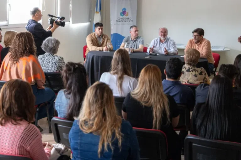 Personal de la Subsecretaría de Tierras se capacitó en Régimen Inmobiliario para fortalecer la gestión municipal