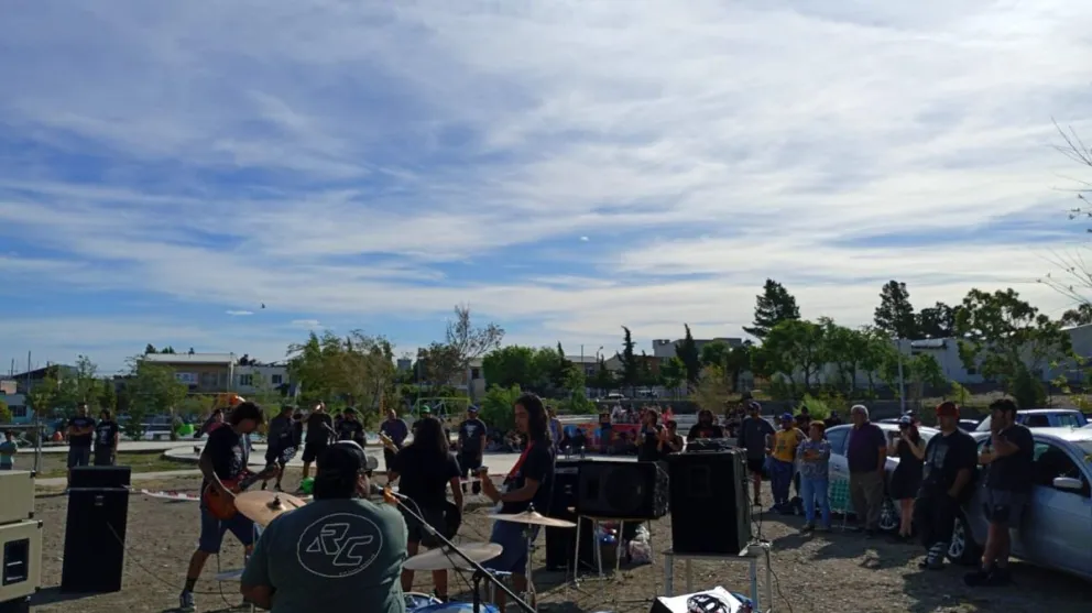 Música local y recolección de alimentos en el Quirno Fest de Zona Sur