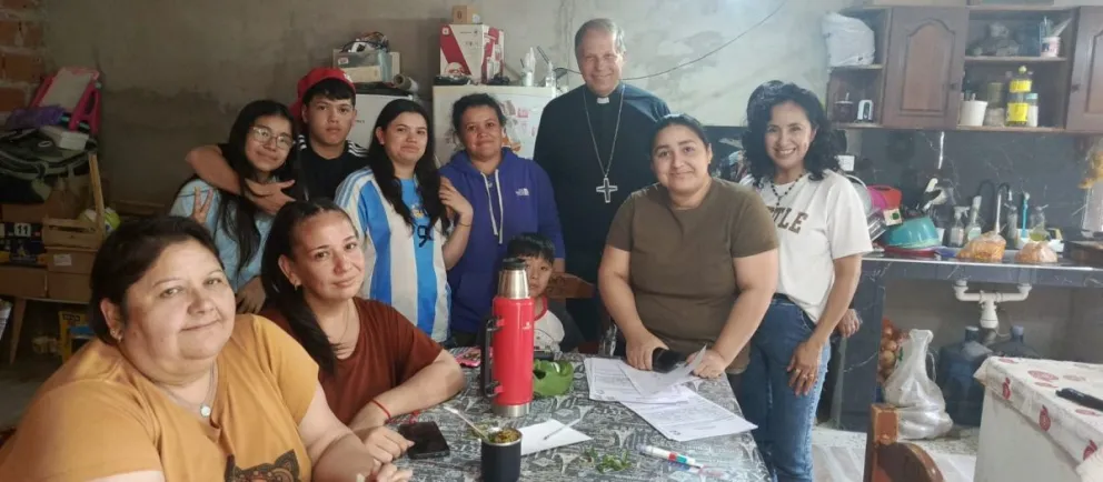 El encuentro en familia, la fraternidad y la fe en el mensaje navideño del Obispo Wagner