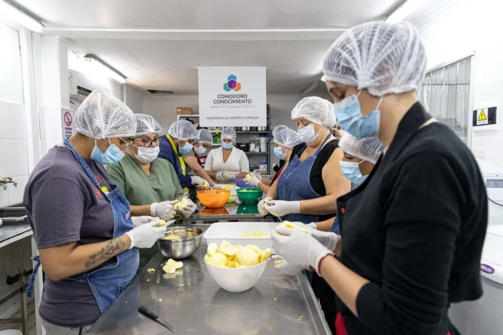 Más de 30 personas en rehabilitación psicosocial completaron una capacitación en producción de dulces 