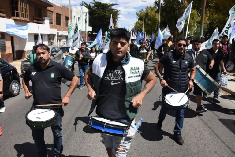 En Comodoro también se movilizaron en contra de la reforma laboral: “Estamos dispuestos a pelear”