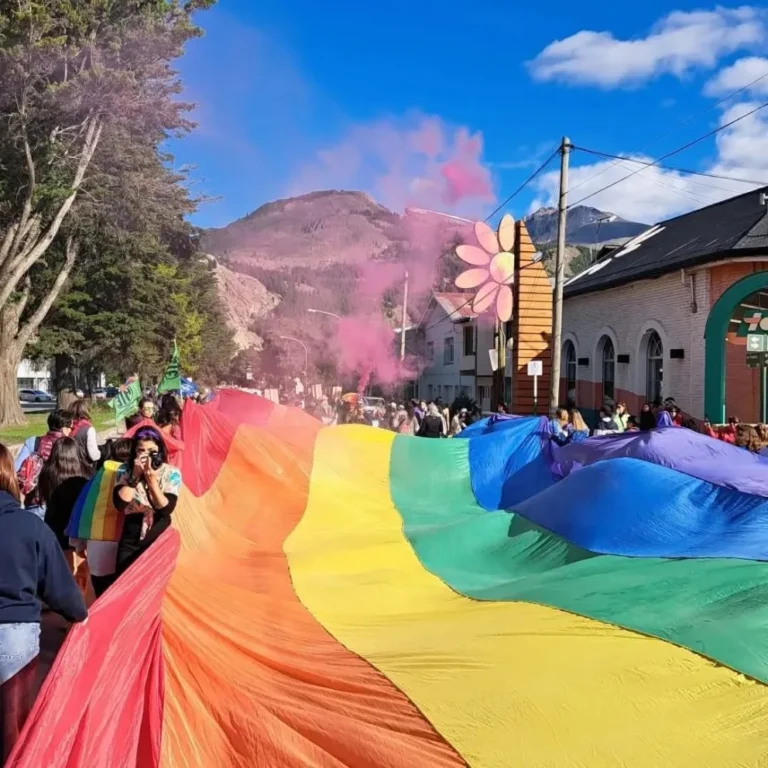 Lago Puelo será sede de la Marcha Provincial del Orgullo