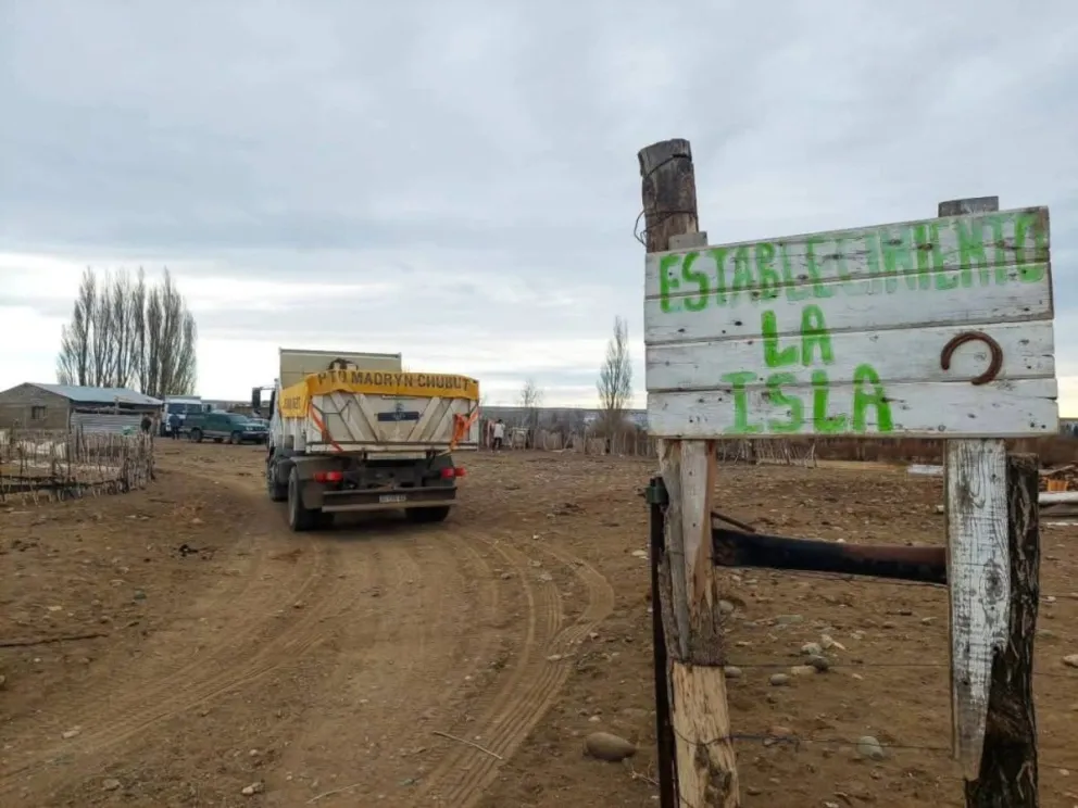 Realizan una colecta solidaria con destino a Gualjaina