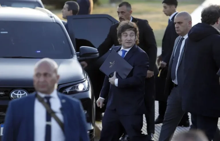 Milei viaja a Noruega para acompañar a María Corina Machado en la entrega del Nobel de la Paz