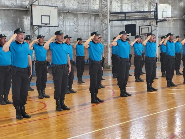 Egresaron 70 agentes de la Policía del Chubut en Comodoro Rivadavia