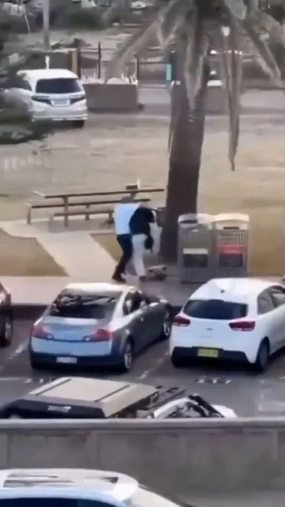 La heroica intervención de un civil que desarmó a uno de los atacantes en el atentado de Australia