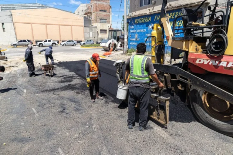 El Municipio avanza con la pavimentación de calles en barrio San Cayetano
