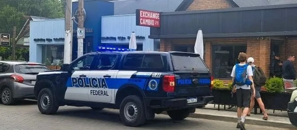 Allanamiento federal en El Calafate por presunto lavado de divisas
