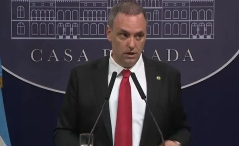 El gobierno elimina la ANDIS y traspasará sus funciones al Ministerio de Salud