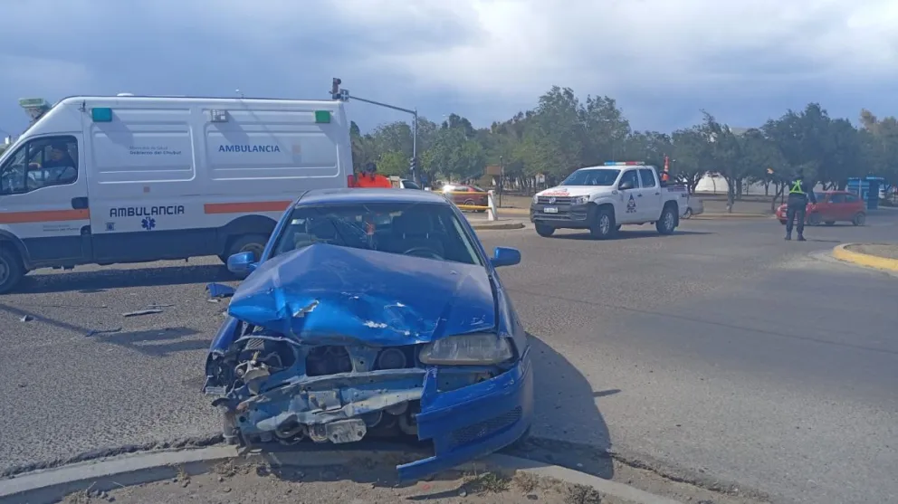 Importante colisión en Kennedy y Roca dejó una mujer herida