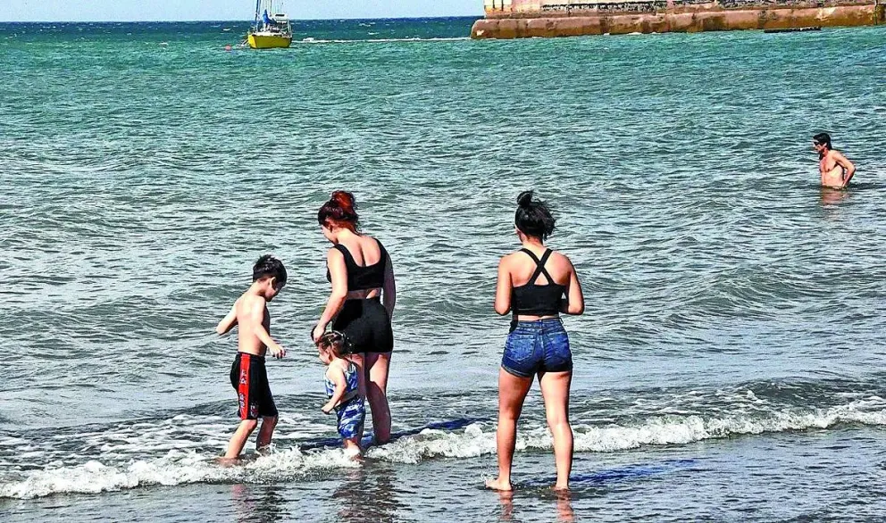 Temporada de verano: Recuerdan medidas de prevención de ahogamientos en niños y adolescentes