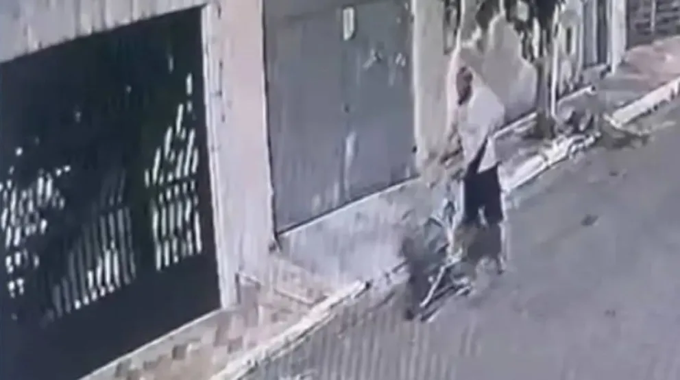 Horror en Brasil: hallaron el cuerpo de una mujer dentro de un carrito de supermercado