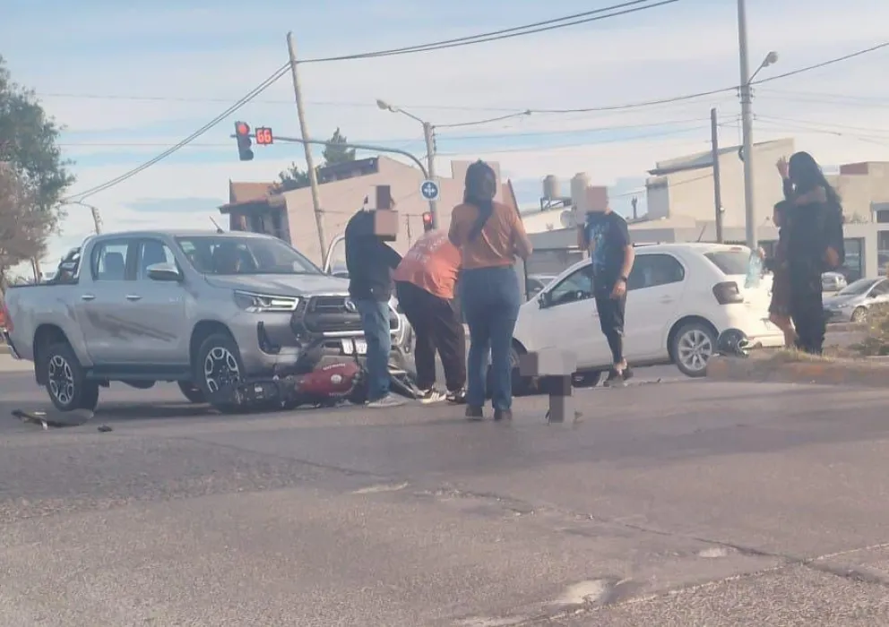 Otro motociclista lesionado en un choque en Lisandro de la Torre y Polonia