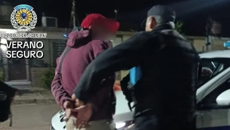 Un hombre fue detenido por pinchar las cubiertas de un auto