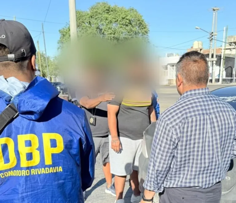 Atraparon a un joven con pedido de captura en barrio Pueyrredón