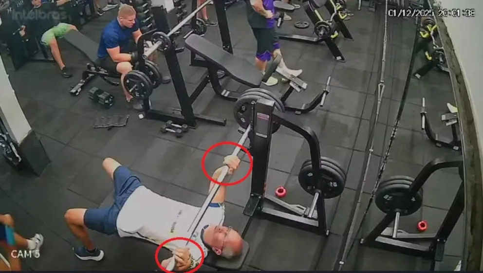 Tragedia en Brasil: hacía press banca, se le cayó la barra y murió