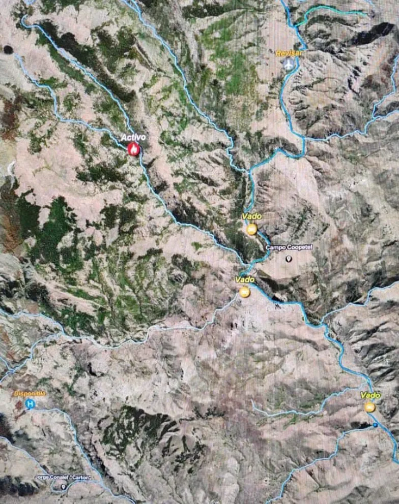 Incendio de pastizales en Alto Chubut: intervienen medios aéreos del SNMF