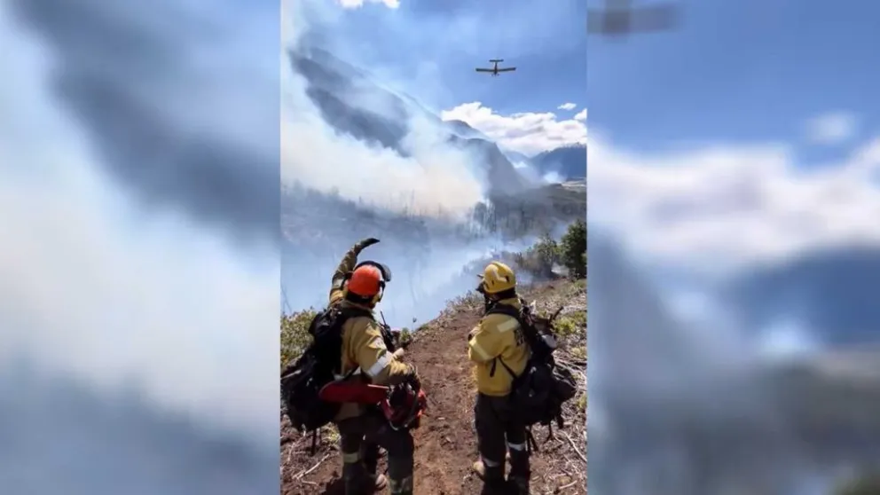 Incendio en El Turbio, Chubut: avanza el trabajo de los brigadistas pese al fuerte viento