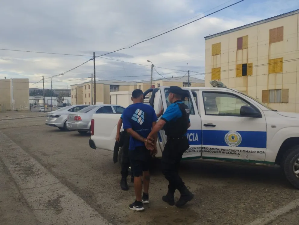 Detuvieron a un hombre que robó un generador y equipos de buceo de una escuela