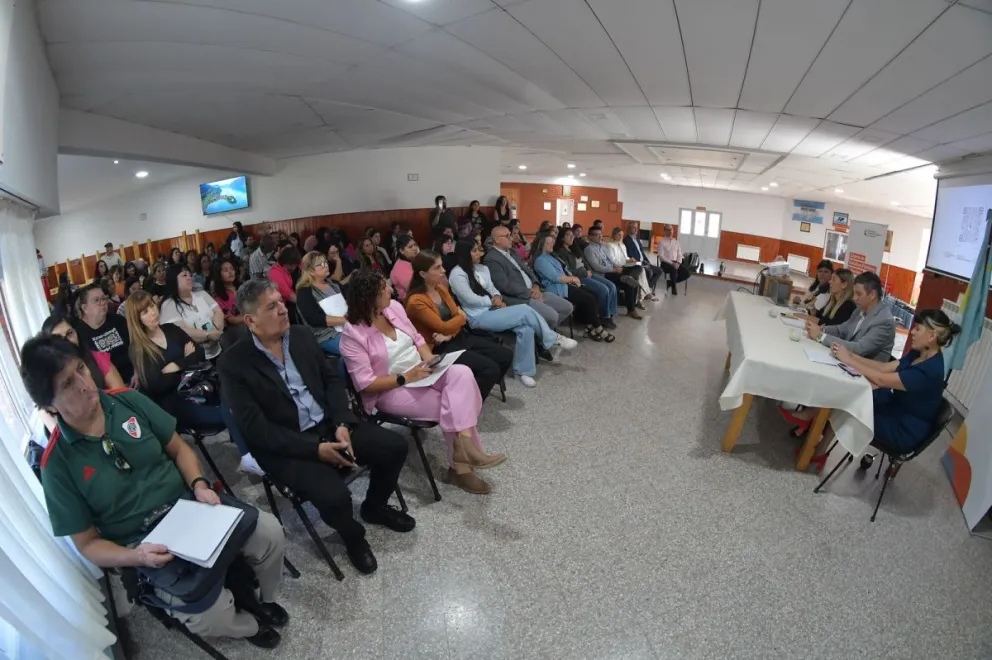 El Gobierno del Chubut presentó la capacitación obligatoria en el marco de la Ley Lucio