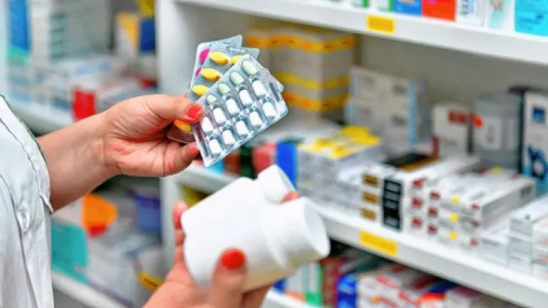 Farmacias reanudan atención a afiliados de SEROS