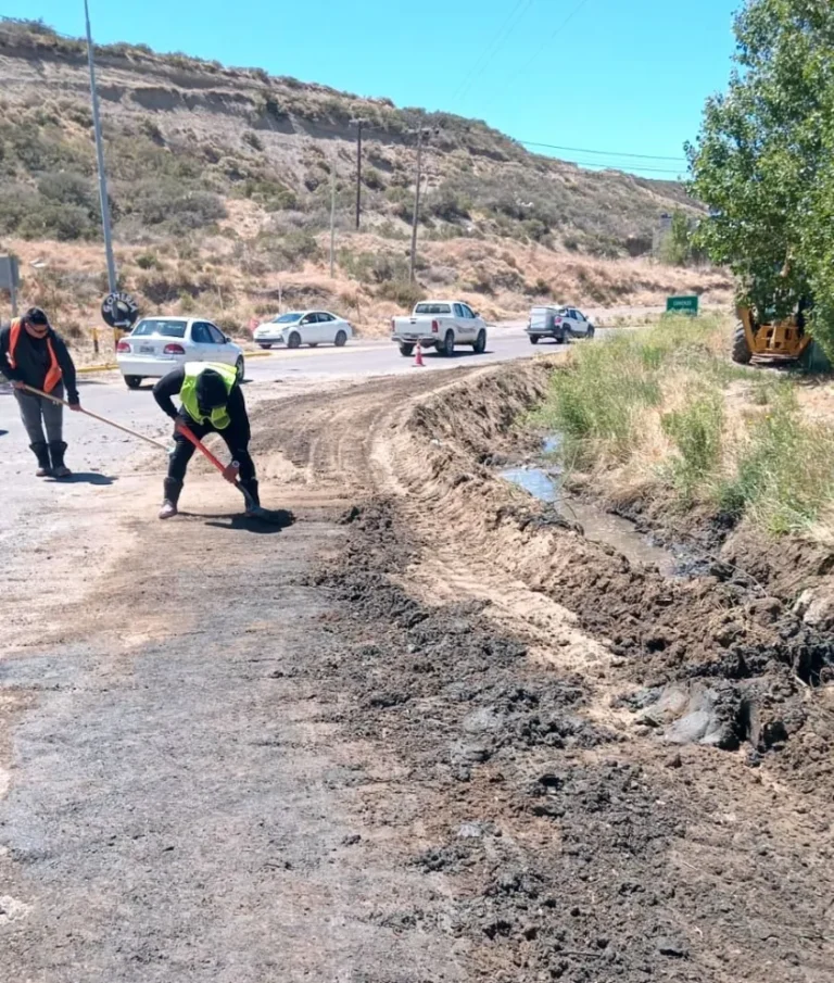 Limpian pluviales y sumideros en Saavedra y se extiende a otros barrios