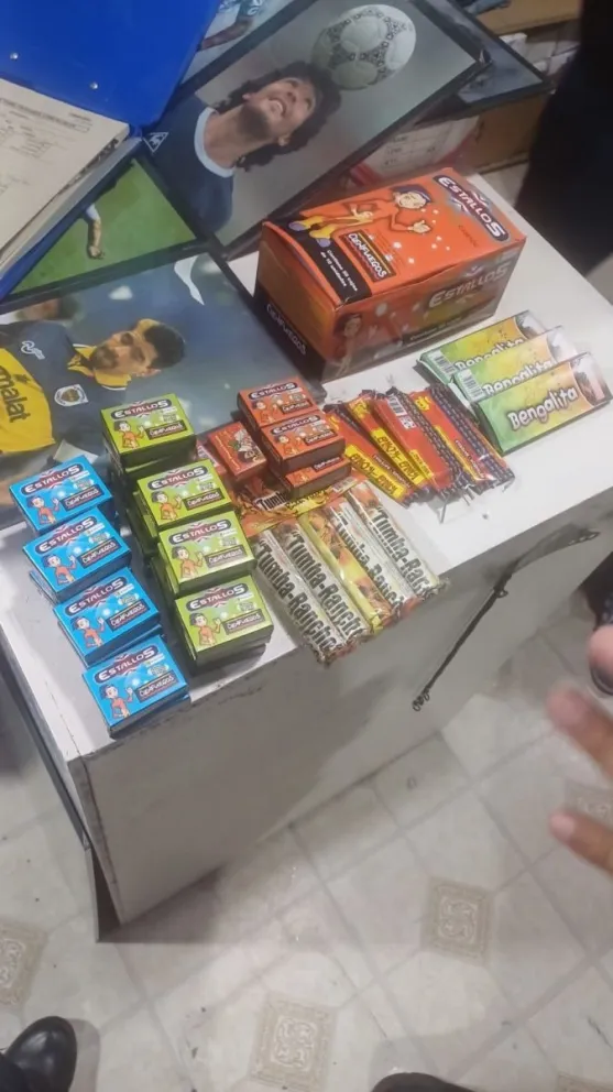 En Comodoro Rivadavia secuestraron pirotecnia en un local de Avda. Rivadavia