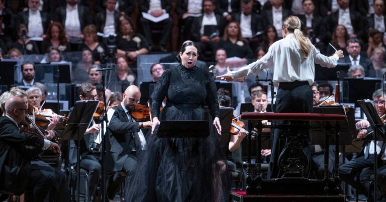 Gala por los 100 años de la Orquesta y el Coro Estables del Colón: cuerpos de excelencia y la celebración de estar vigentes