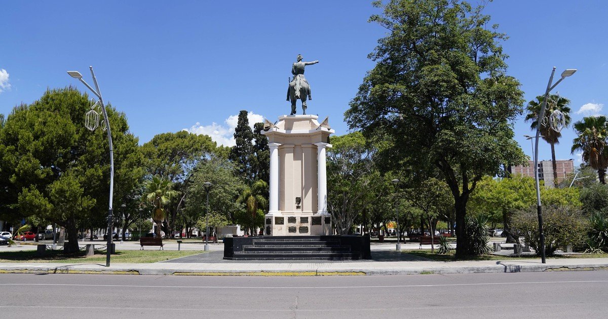 Santiago del Estero, un desierto: todavía sin hinchas y bajo un calor infernal, aguarda por una final difícil de explicar