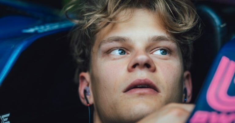 Paul Aron le restó mérito a la permanencia de Colapinto en Alpine: "Para un argentino es más fácil conseguir sponsors y seguidores"