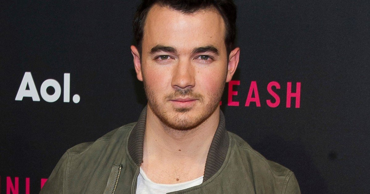 Kevin, el Jonas Brother menos famoso, se animó a cantar y a lanzarse como solista tras 20 años bajo la sombra de sus hermanos