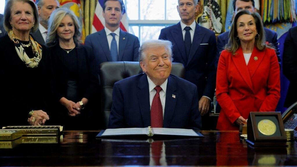 Trump vuelve a poner el ojo sobre el T-MEC a meses para su revisión