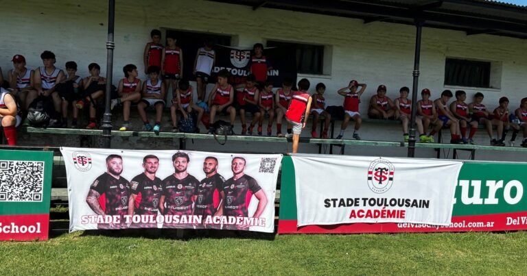 "El que llega último, baila": la clínica de rugby infantil que juntó al campeón más poderoso de Europa con un club argentino que prioriza la formación y la inclusión