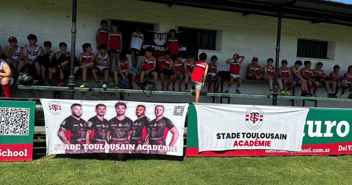 "El que llega último, baila": la clínica de rugby infantil que juntó al campeón más poderoso de Europa con un club argentino que prioriza la formación y la inclusión