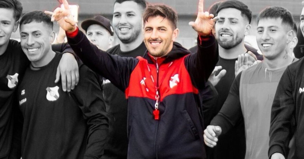 Conmoción en la Primera C: murió Santiago Fredes, DT de Luján, a los 36 años de edad