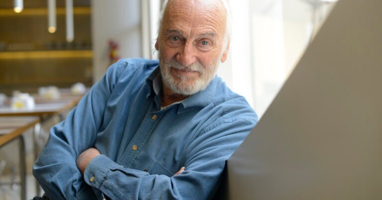 Amenaza de la Triple A y una llamada urgente a San Sebastián: cómo fue el exilio de Héctor Alterio en España