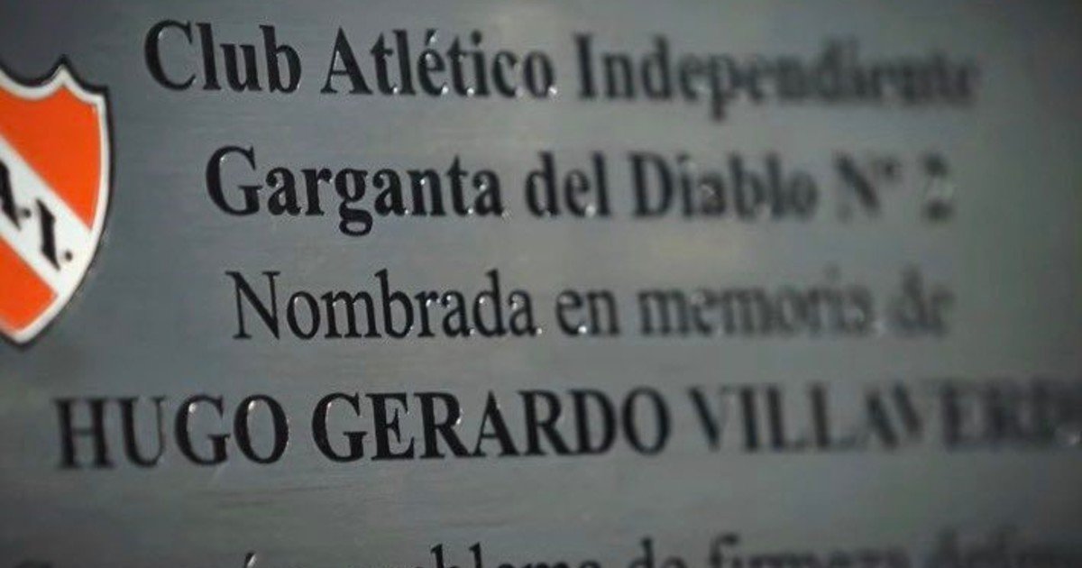 El increíble error de Independiente en el homenaje a dos glorias del club a pura emoción y reconocimiento