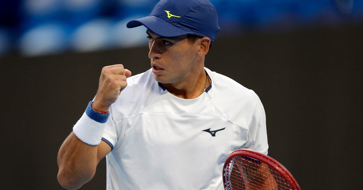 Sebastián Báez ganó dos partidos en un día y se metió en la final del ATP 250 de Auckland: bajó al favorito Ben Shelton y después a Marcos Giron