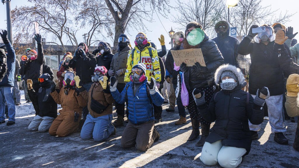 Nueva ola de protestas en Minneapolis tras la muerte de un hombre a manos de agentes federales
