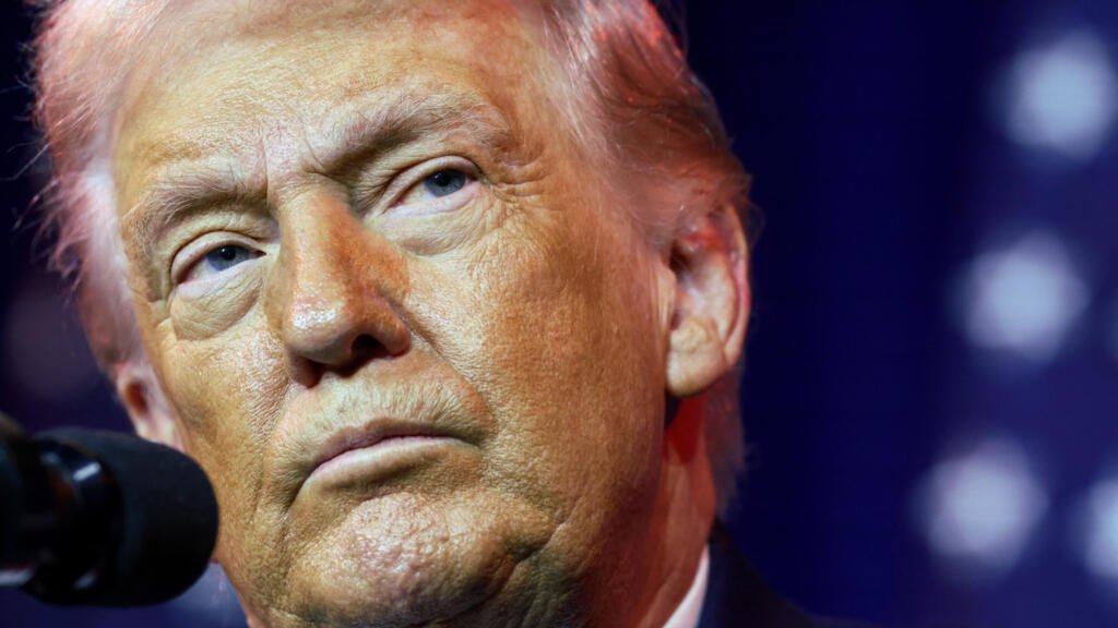 Donald Trump anuncia plan para vender hasta 50 millones de barriles de petróleo venezolano